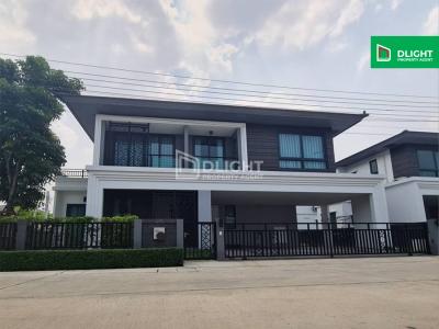 ขาย/เช่า บ้านเดี่ยว แกรนด์บริทาเนีย บางนาสุวรรณภูมิ 60.6 ตร.ว. 255 ตร.ม. 4 นอน 5 น้ำ ราคาขาย 12.8 ล้าน เช่า 75,000 บาทต่อเดือน หลังมุมพร้อมอยู่
