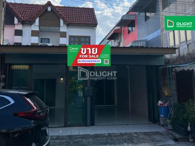 ทาวน์เฮ้าส์รีโนเวทใหม่ ม.ไทยธานี ซอย.10 นวนคร 30 ตร.ว. 110 ตร.ม. 2 นอน 2 น้ำ ราคา 2.2 ล้านบาท