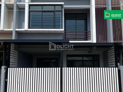 ทาวน์เฮ้าส์  ม.ธนารินทร์ ประชาอุทิศ90 พื้นที่ 19.5 ตร.ว. 3 นอน 2 น้ำ ราคา 2.39 ล้านบาท