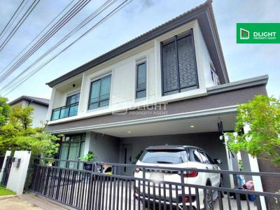 บ้าน Grand Britania พระรามเก้า-กรุงเทพกรีฑรา ขนาด 56 ตร.ว. 220 ตร.ม. 4 นอน 4 น้ำ  ราคา 13 ล้านบาท