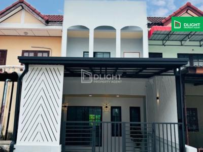 บ้านสวย พร้อมอยู่! ทาวน์เฮาส์ 2 ชั้น หมู่บ้านกิตติชัย วิลล่า 2 รีโนเวทใหม่ทั้งหลัง บนเนื้อที่ 16 ตร.ว. 2 ห้องนอน 2 ห้องน้ำ จอดรถได้ 1 คัน ตกแต่งพร้อมอยู่ทันที เดินทางสะดวก ใกล้สิ่งอำนวยความสะดวกครบครัน เพียง 1.65 ล้านบาท พร้อมของแถมเพียบ!