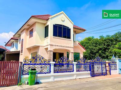 ขาย/เช่า บ้านเดี่ยว ศรีวิมลวิลล์ สายไหม 52 ตร.ว. 3 ห้องนอน 2 ห้องน้ำ จอดรถในบ้านได้ 1 คัน บรรยากาศร่มรื่น เดินทางสะดวก ใกล้สิ่งอำนวยความสะดวกครบครัน ราคาเพียง 3.79 ล้านบาท เช่า 21,000 บาท/เดือน