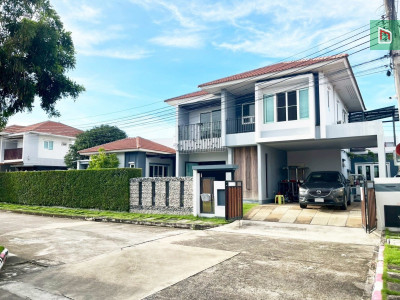 บุราสิริ ท่าข้าม-พระราม 2  94 ตรว. 4 นอน 4 น้ำ 2 จอดรถ 1 ห้องแม่บ้าน ราคา9.9ล้าน ราคาแสนคุ้ม หันหน้าทิศใต้ บ้านสวยพร้อมอยู่ แถมเฟอร์นิเจอร์บิ้วอินทั้งหลัง