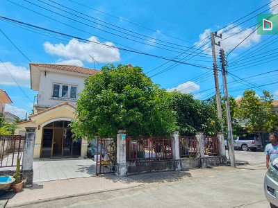 บ้านเดี่ยว พฤกษาวิลเลจ 2 รังสิต-องครักษ์ 50.6 ตร.ว. 3 นอน 3 น้ำ หลังมุมถนนหลัก ทิศใต้รับลมดีตลอดปี ทำเลดีใกล้ ม.ราชมงคลธัญบุรี และ Lotus’s คลอง 7 เดินทางสะดวกปลอดภัย 24 ชม.